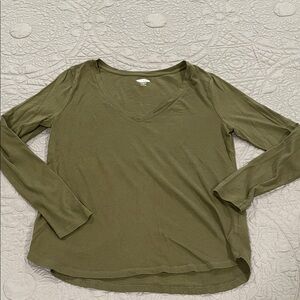 *4 for $10* Old Navy Long Sleeve Tee S